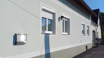 Expose Bestlage, großzügiges EIN/ZWEIFAMILIENHAUS auf 2707m² Grundstück - Bauland