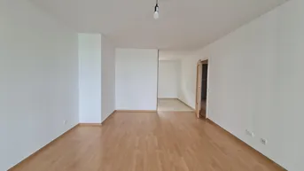 Expose Etagenwohnung 2ZI + verglaste LOGGIA + LIFT - TRILLERPARK - GEFÖRDERTE Mietwohnung mit Finanzierungsbeitrag