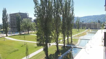 Expose Q5 am PARK 3ZI mit Parkblick 2 sonnige Balkone S/O 5./letztes OG