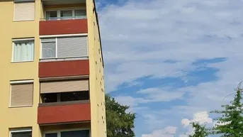 Expose Renovierte 2-Zimmer-Kleinwohnung in Uninähe zu vermieten