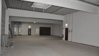 Expose Modernes Gewerbefläche als Verkaufsfläche,Lager und Büro/Firmensitz/Kirche/Moschee, Fitness oder Turnräume, Kinderspielplatz, Veanstaltugssal, Mietobjekt mit Parkplatzmöglichkeit