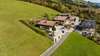 Expose Sonniges Baugrundstück mit Altbestand in Aussichtslage