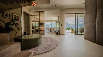 Expose Traumhafte Design-Villa mit Panoramablick auf den Traunsee