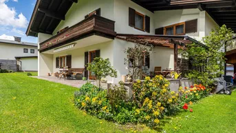 Expose Tiroler Landhaus mit Blick auf die Steinplatte