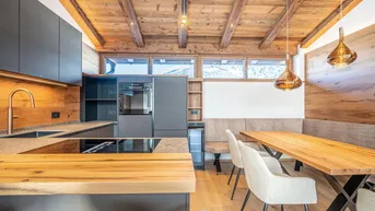 Expose Moderne Dachgeschosswohnung in zentraler Lage von Kitzbühel