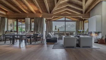 Expose Luxuswohnung mit Hallenbad direkt an der Skipiste
