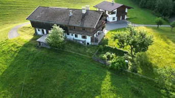 Expose Bauernhaus mit heimeligem Charme und atemberaubendem Panoramablick in Kirchberg bei Kitzbühel