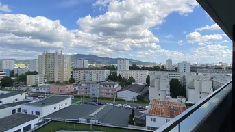 Expose WUNDERSCHÖNES WOHNEN IN BESTER LAGE, Top 08.09 Bruckner Tower