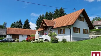 Expose Charmantes kleines Bauernhaus mit sonnigem Grünblick 