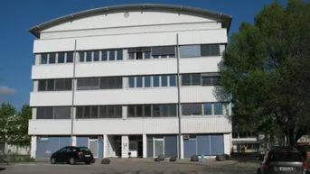 Expose 53,26 m² - BÜRO DIREKT AN DER A22-ABFAHRT