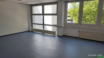 Expose SONNIGER BÜROSTANDORT AN DER A22!