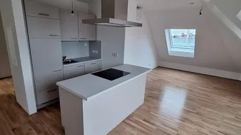 Expose WUNDERSCHÖNE DACHGESCHOSS-WOHNUNG *ERSTBEZUG*