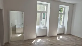 Expose WUNDERSCHÖN SANIERTER 2-ZIMMER-ALTBAU *ERSTBEZUG NACH KATEGORIEANHEBUNG*