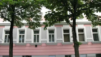Expose 2-ZIMMER-ERSTBEZUG IN WUNDERSCHÖNEM GRÜNDERZEITHAUS!!!