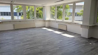 Expose 53,26 m² - BÜRO DIREKT AN DER A22-ABFAHRT!!!