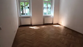 Expose 2-ZIMMER-ERSTBEZUG IN WUNDERSCHÖNEM GRÜNDERZEITHAUS!!!