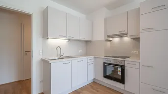 Expose HOCHWERTIGE DACHGESCHOSSWOHNUNG *INKL. EINBAUKÜCHE*