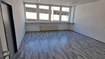 Expose KLEINBÜRO AN DER A22/STREBERSDORF