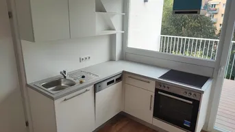 Expose GEMÜTLICHE 2-ZIMMER-DACHGESCHOSS-WOHNUNG!