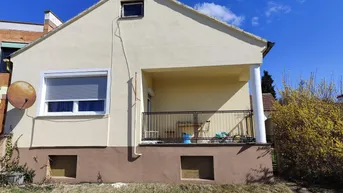 Expose 2 Wohnhäuser mit Garten in ruhiger Lage, Großpetersdorf