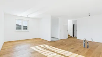 Expose ERSTBEZUG ! Doppelhaus mit großer Doppelgarage