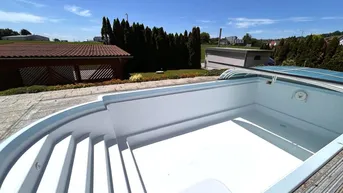 Expose TOP Gepflegtes Ein oder Zweifamilienhaus mit Pool in TOP LAGE