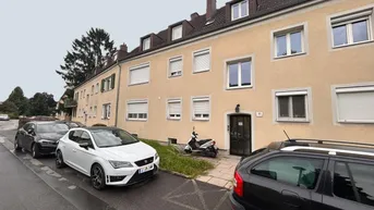 Expose Sanierungsbedürftige 2 Zimmer Wohnung Besichtigungstermine am 12.09. 12:00 - 14:00 keine Anmeldung erforderlich
