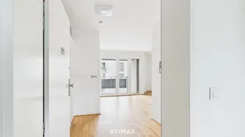 Expose 2 Zimmer Wohnung mit großer Loggia und perfekter Anbindung ERSTBEZUG