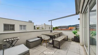Expose Lichtdurchflutete Dachterrassenwohnung in zentraler Lage von Leonding