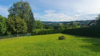 Expose EINFAMILIENHAUS IN SCHÖNER AUSSICHTSLAGE - EICHGRABEN