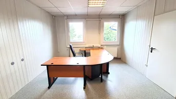 Expose BÜRO/Geschäftslokal mit 500m² Freifläche direkt an der B1, B25 u. A1