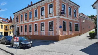Expose STADTHAUS - ANLAGEOBJEKT MIT GASTHAUS, BAR, WOHNUNG UND VIELEN MÖGLICHKEITEN