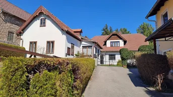 Expose Sanierungsbedürftiges Haus mit einem schönen großen Garten