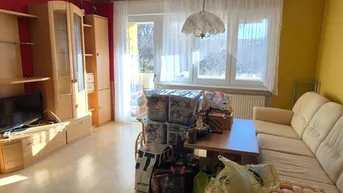 Expose "NEUER PREIS!" 3 ZIMMER LOGGIA EIGENTUMSWOHNUNG MIT SCHÖNEM GRÜNBLICK