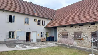 Expose Viel Platz - viel Potential ....
