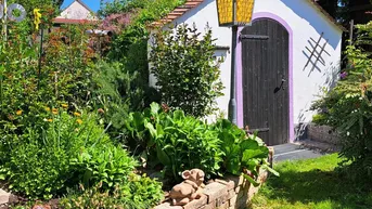 Expose Einfamilienhaus mit viel Platz und einer Scheune!