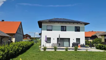 Expose NEUES BAUMEISTER-MASSIVHAUS MIT TOP AUSSTATTUNG