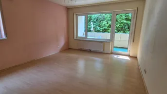 Expose 2-ZIMMER-LOGGIA-EIGENTUM IN ZENTRUMSNÄHE