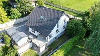 Expose GERÄUMIGES EINFAMILIENHAUS IN SCHÖNER WOHNLAGE