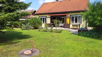 Expose ENTZÜCKENDES HÄUSCHEN AUF TRAUMHAFTEM BAUGRUND