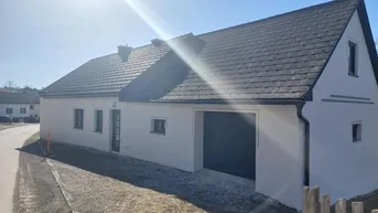 Expose Kernsaniert &amp; Energieeffizient: Landhaus in Martinsberg!