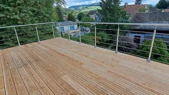Expose PROVISIONSFREI! Dachgeschosswohnung mit Terrasse - Eigengarten möglich!