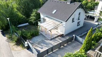 Expose "NEUER PREIS!" GERÄUMIGES EINFAMILIENHAUS IN SCHÖNER WOHNLAGE
