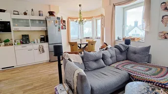 Expose Provisionsfrei! Schöne Altbauwohnung mit Ambiente und historischem Flair!