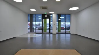 Expose Geschäftslokal im Shopping Point Neunkirchen zu vermieten!