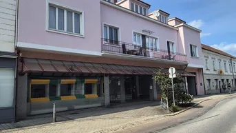Expose Geräumige 4 Zimmer Wohnung in Neunkirchen - Nähe Hauptplatz!