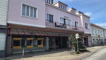 Expose 1 - Zimmerwohnung mit Balkon im Zentrum von Neunkirchen zu mieten!