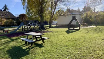 Expose Sonniges Baugrundstück 640 m² in Perchtoldsdorf - auch für Bauträger geeignet - 630.000 €