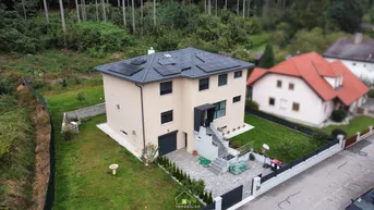 Expose Waldrandlage: modernes, großzügiges Traumhaus in Ruhelage