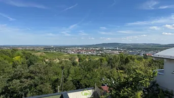 Expose Aussichtslage Top 10: Stadt- und Weingartenblick - 4 Zimmer Eigentumswohnung mit Terrasse